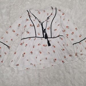 LC Lauren Conrad White Floral Blouse with Black Trim. Size L